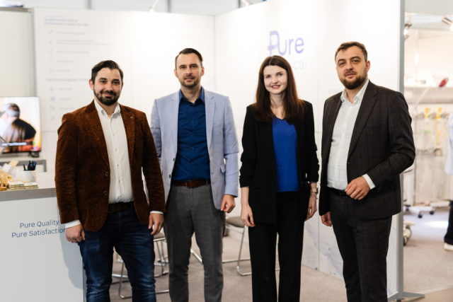 Delegation at Salmed Conference